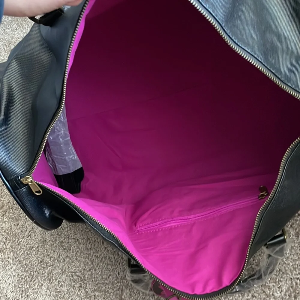 Matt Rife VIP merchandise - Picture 3 of 7